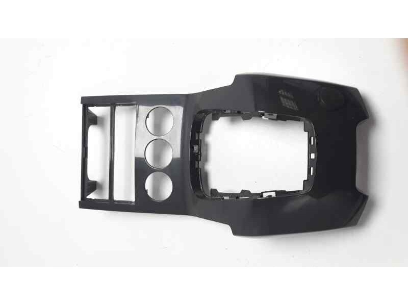 Recambio de moldura para peugeot 5008 access referencia OEM IAM   