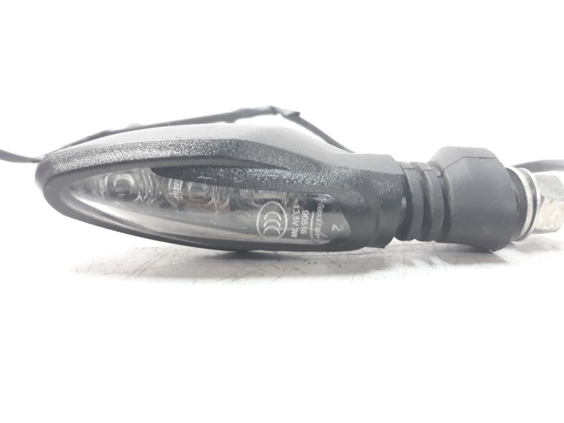 Recambio de piloto trasero derecho para ktm 125 duke 125 duke referencia OEM IAM 90514036100  