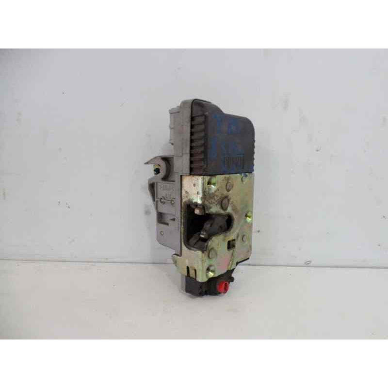 Recambio de cerradura puerta trasera derecha para citroen xantia berlina 2.0 hdi 90/110 attraction referencia OEM IAM   