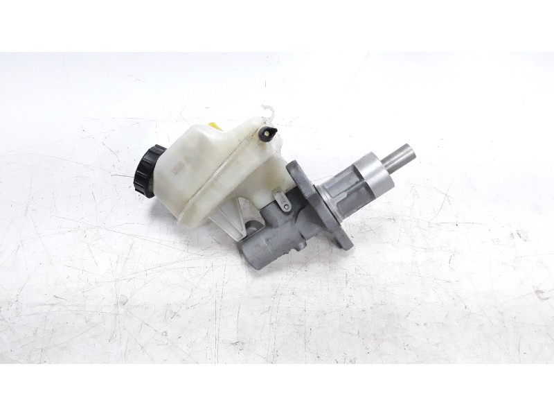 Recambio de bomba freno para opel astra j lim. 1.7 16v cdti referencia OEM IAM 84102409  