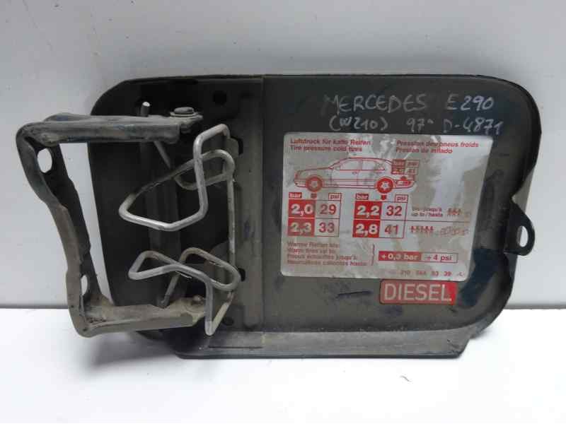 Recambio de tapa exterior combustible para mercedes-benz clase e (w210) berlina referencia OEM IAM 2105840339  