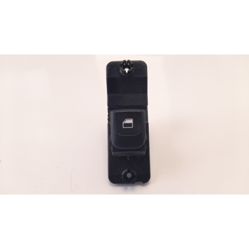 Recambio de mando elevalunas trasero derecho para kia rio (yb) 1.0 tgdi cat referencia OEM IAM 93580H8000 4D65201000 