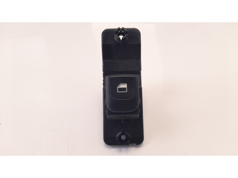 Recambio de mando elevalunas trasero derecho para kia rio (yb) 1.0 tgdi cat referencia OEM IAM 93580H8000 4D65201000 