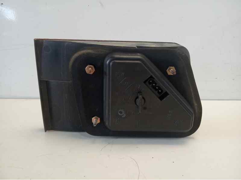 Recambio de piloto trasero derecho para bmw serie 5 touring (e39) 530d referencia OEM IAM 8371326  