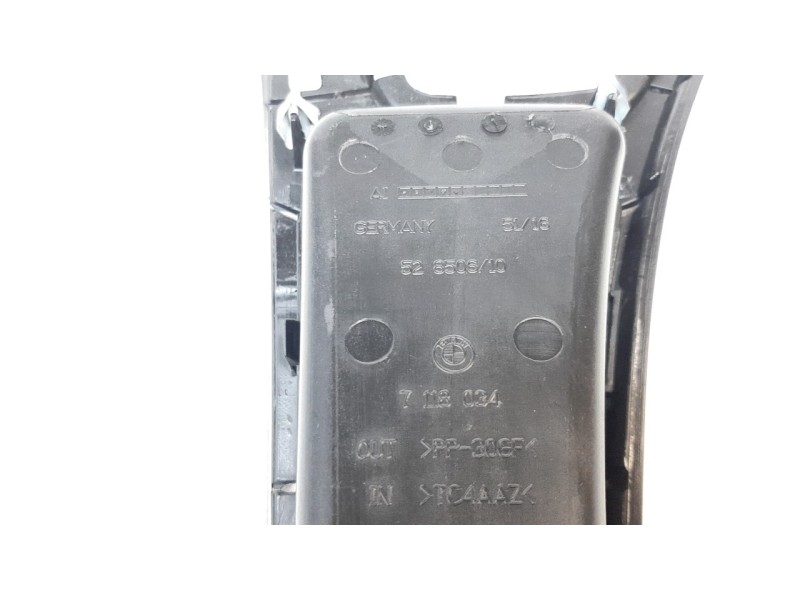 Recambio de consola central para bmw serie 3 berlina (e90) 318d referencia OEM IAM 7118034  