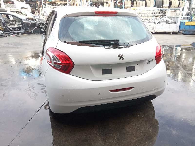 peugeot 208 del año 2014