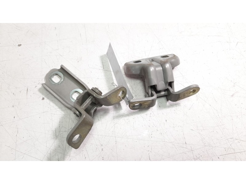 Recambio de retenedor puerta para citroen c3 aircross feel referencia OEM IAM YQ00224680 YQ00224880 