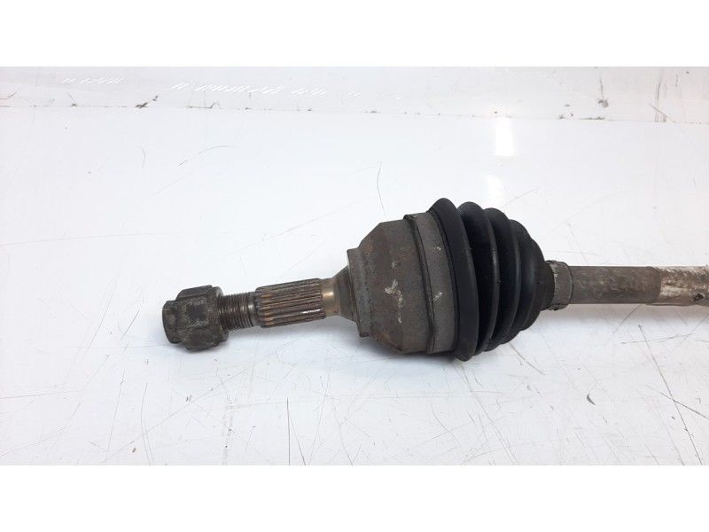 Recambio de transmision delantera izquierda para citroen c3 1.4 referencia OEM IAM 3272FW  