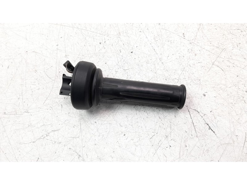 Recambio de puño acelerador para bmw f 800 r f 800 r referencia OEM IAM 61318522470  