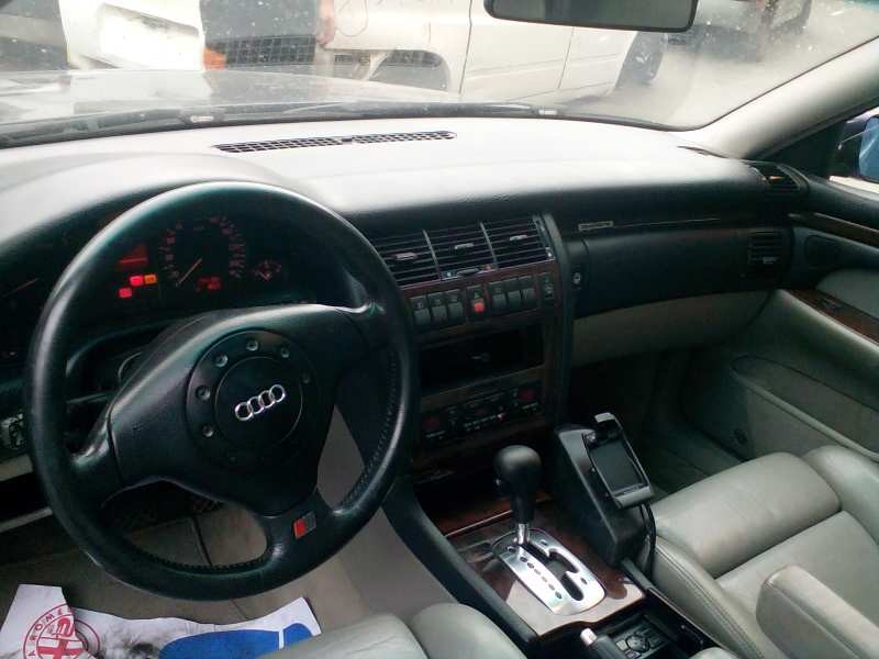 audi a8 (d2) del año 1996