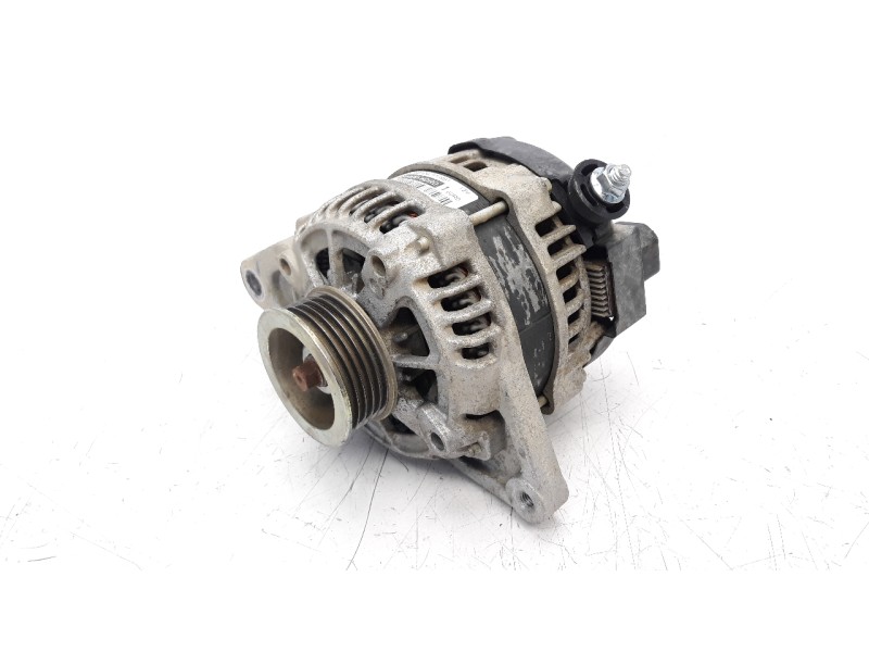 Recambio de alternador para suzuki vitara 1.4 16v boosterjet cat referencia OEM IAM 3140060R01 ALF040A04 