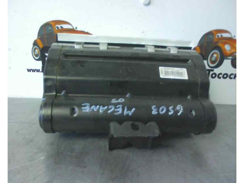 Recambio de airbag delantero derecho para renault megane ii berlina 5p 1.6 16v referencia OEM IAM 8200292043  6503