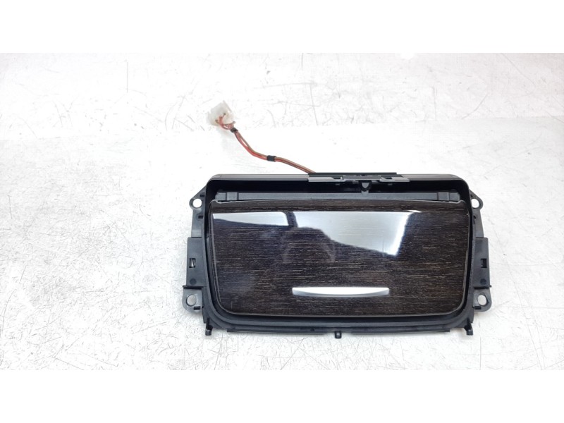 Recambio de cenicero para bmw serie 3 berlina (e90) 318d referencia OEM IAM 51167078571  