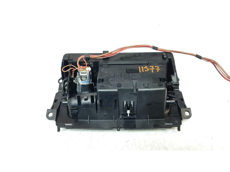 Recambio de cenicero para bmw serie 3 berlina (e90) 318d referencia OEM IAM 51167078571  