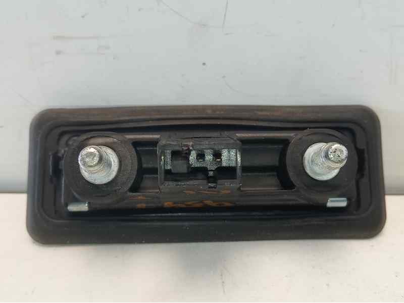 Recambio de maneta exterior porton para audi a1 (8x) attraction referencia OEM IAM 3T0827566C  