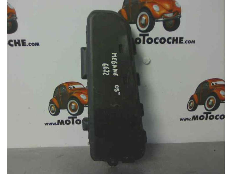 Recambio de airbag lateral delantero derecho para renault megane ii berlina 5p 1.9 dci diesel referencia OEM IAM 8200371819  662