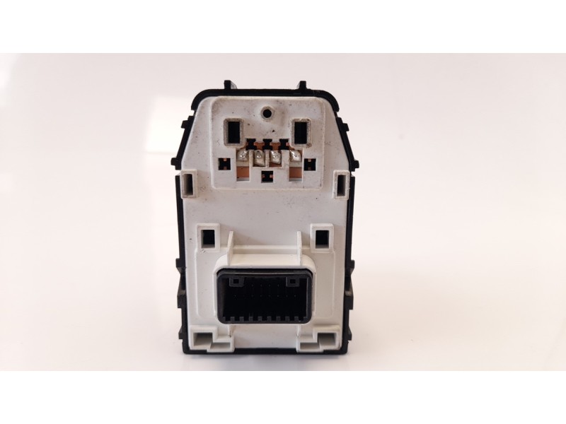 Recambio de mando retrovisor para kia rio (yb) 1.0 tgdi cat referencia OEM IAM 4D64801000  