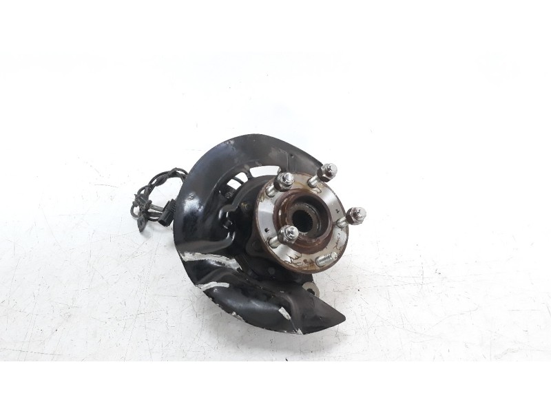 Recambio de mangueta delantera derecha para hyundai tucson 1.6 cat referencia OEM IAM 51716D7000  