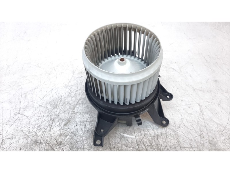 Recambio de ventilador calefaccion para jeep compass ii 1.6 m-jet cat referencia OEM IAM 5T590278  