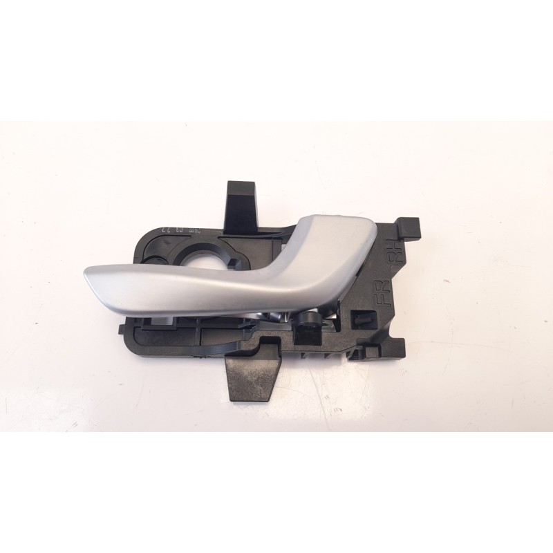 Recambio de maneta interior delantera derecha para kia rio (yb) 1.0 tgdi cat referencia OEM IAM 82623H8500  