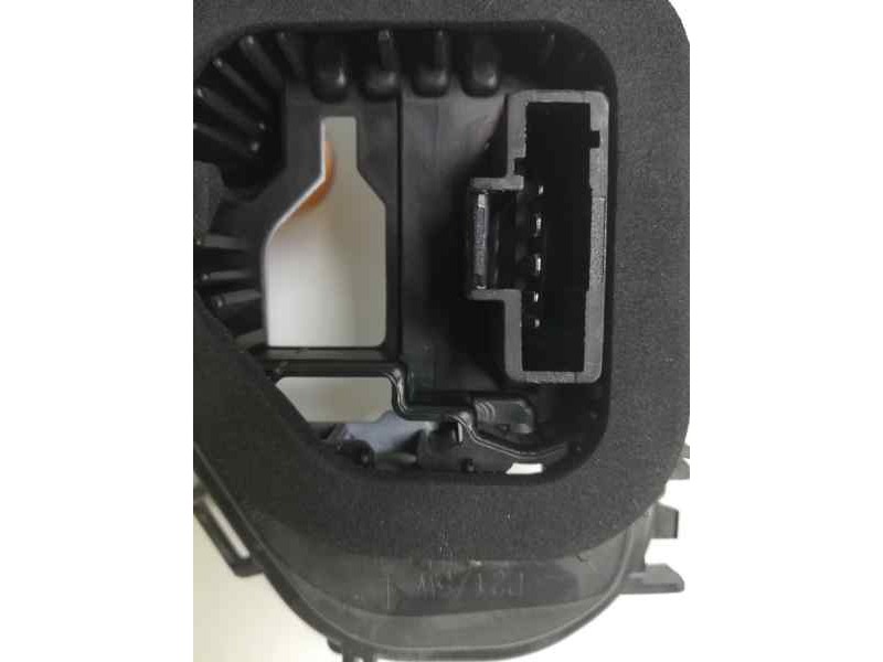 Recambio de portalamparas para renault twingo iii luxe referencia OEM IAM   