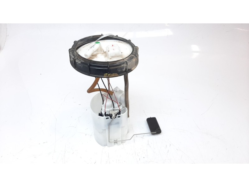 Recambio de bomba combustible para suzuki vitara 1.4 16v boosterjet cat referencia OEM IAM 1510060R00000  