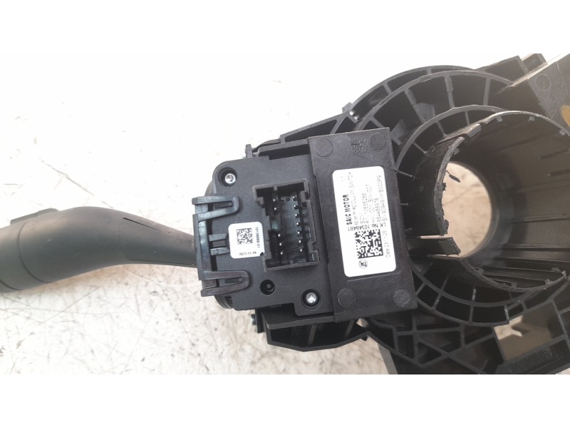 Recambio de mando multifuncion para mg zs comfort referencia OEM IAM 10565266  