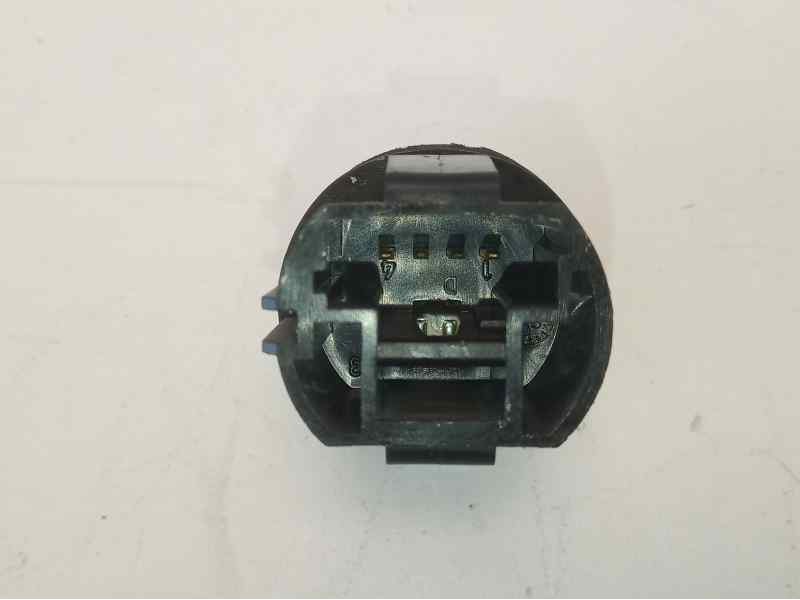 Recambio de interruptor para renault megane ii berlina 3p confort dynamique referencia OEM IAM 1927937  