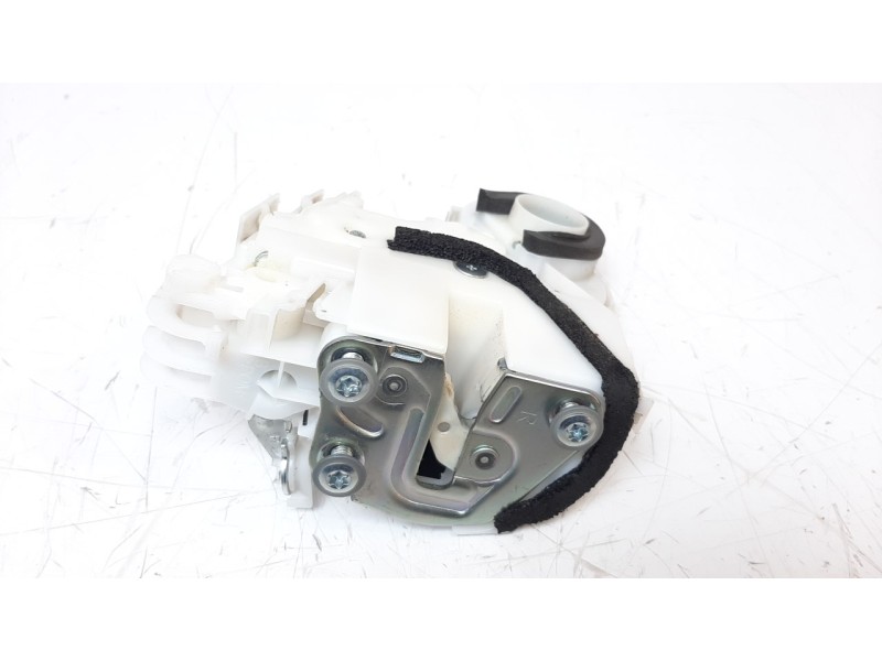 Recambio de cerradura puerta delantera derecha para suzuki vitara 1.4 16v boosterjet cat referencia OEM IAM 8220154P21000  