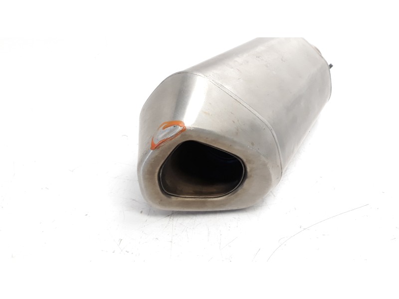 Recambio de tubo escape trasero para bmw s 1000 rr s 1000 rr referencia OEM IAM 8404421  
