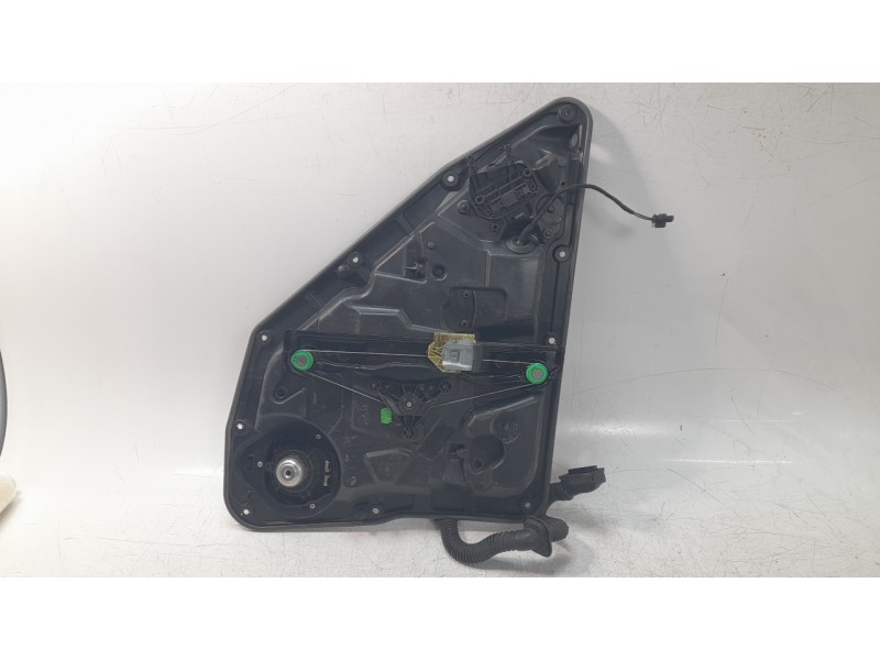 Recambio de elevalunas trasero derecho para mercedes-benz clase b (w246) b 200 cdi be (246.201) referencia OEM IAM 2467302600  