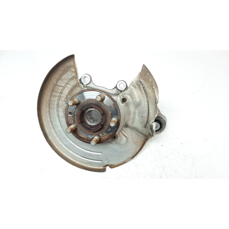 Recambio de mangueta trasera derecha para land rover range rover evoque 2.0 td4 cat referencia OEM IAM LR068883  