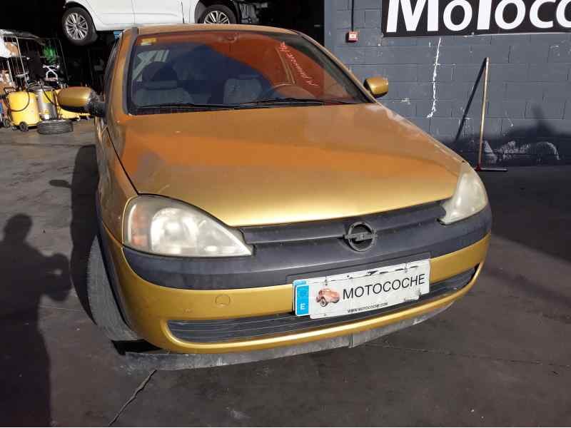 opel corsa c del año 2001