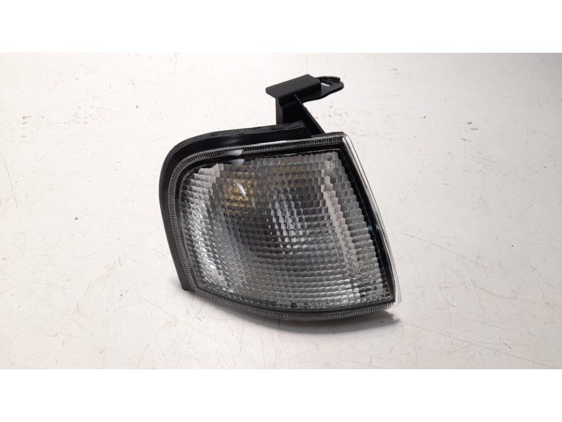 Recambio de piloto delantero derecho para nissan primera berl./familiar (p10/w10) referencia OEM IAM B613086J00 108800528 DS1744