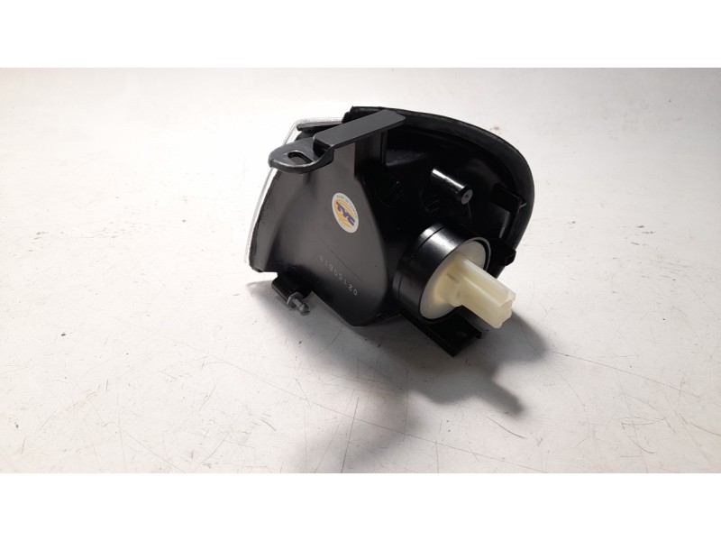 Recambio de piloto delantero derecho para nissan primera berl./familiar (p10/w10) referencia OEM IAM B613086J00 108800528 DS1744