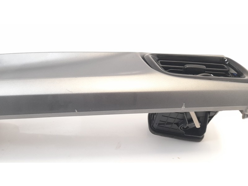 Recambio de rejilla aireadora para kia rio (yb) 1.0 tgdi cat referencia OEM IAM 84720H8000NMB  