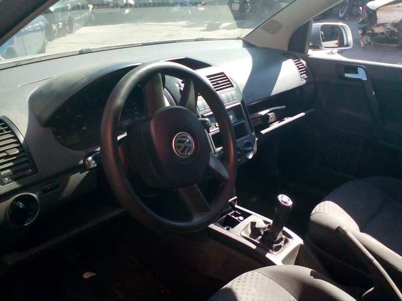 volkswagen polo (9n1) del año 2003