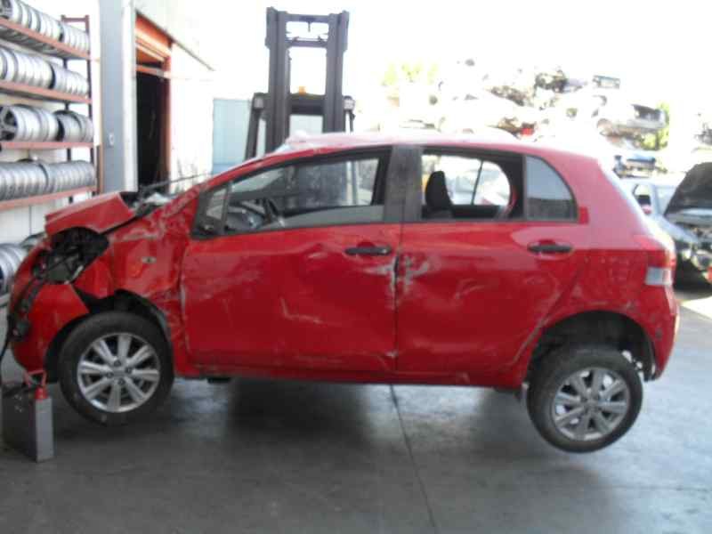 toyota yaris del año 2009