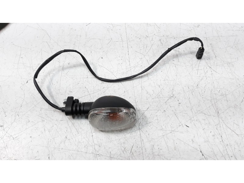 Recambio de piloto delantero izquierdo para ducati scrambler referencia OEM IAM 53040165B  