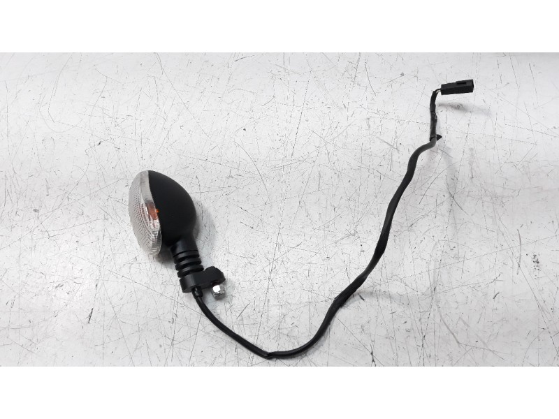 Recambio de piloto delantero izquierdo para ducati scrambler referencia OEM IAM 53040165B  