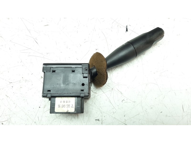 Recambio de mando limpia para citroen ax 1.0 referencia OEM IAM 96049595ZL  