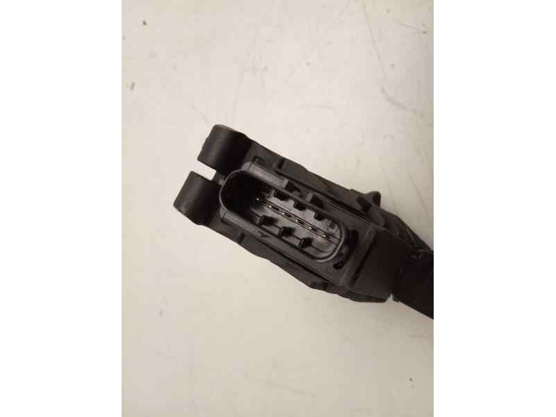 Recambio de potenciometro pedal para seat ibiza (kj1) style referencia OEM IAM 5Q1723503H 6PV01062111 