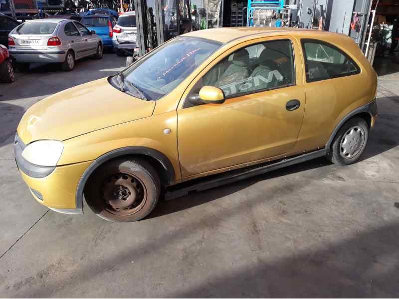 opel corsa c del año 2001