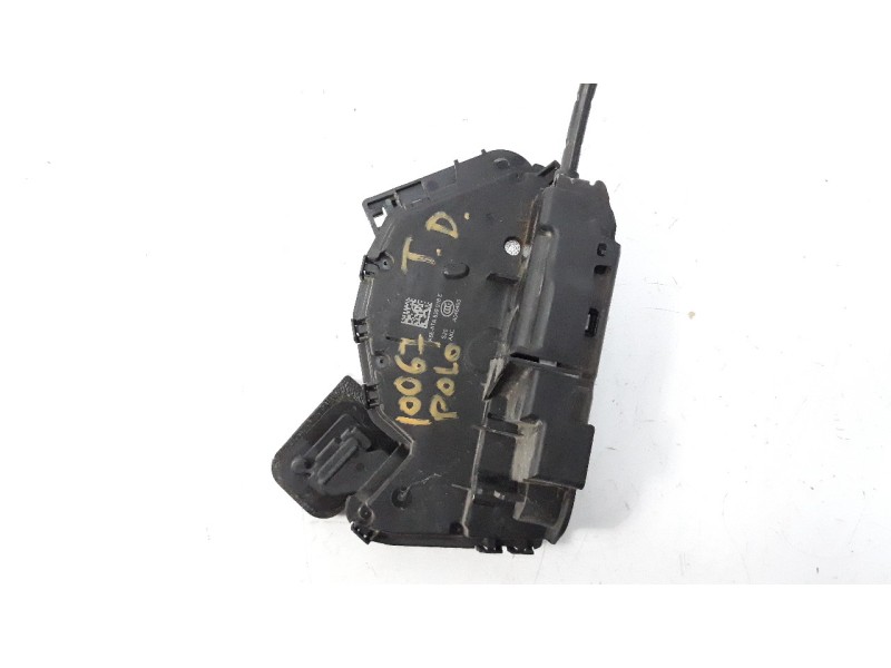 Recambio de cerradura puerta trasera derecha para volkswagen polo edition referencia OEM IAM A6E5TA839016E  