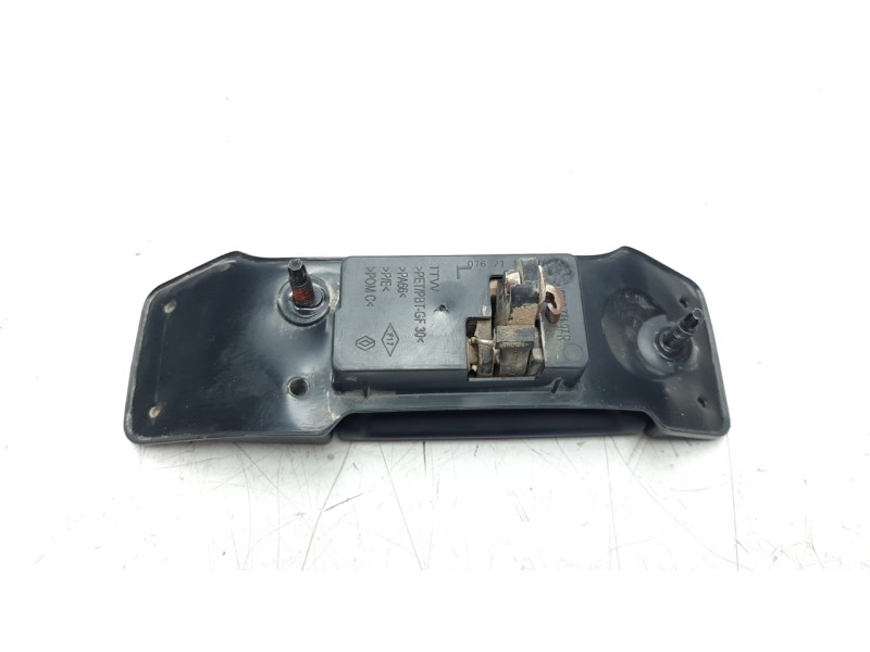 Recambio de maneta exterior lateral izquierda para dacia dokker 1.5 blue dci diesel fap cat referencia OEM IAM 806077197R  