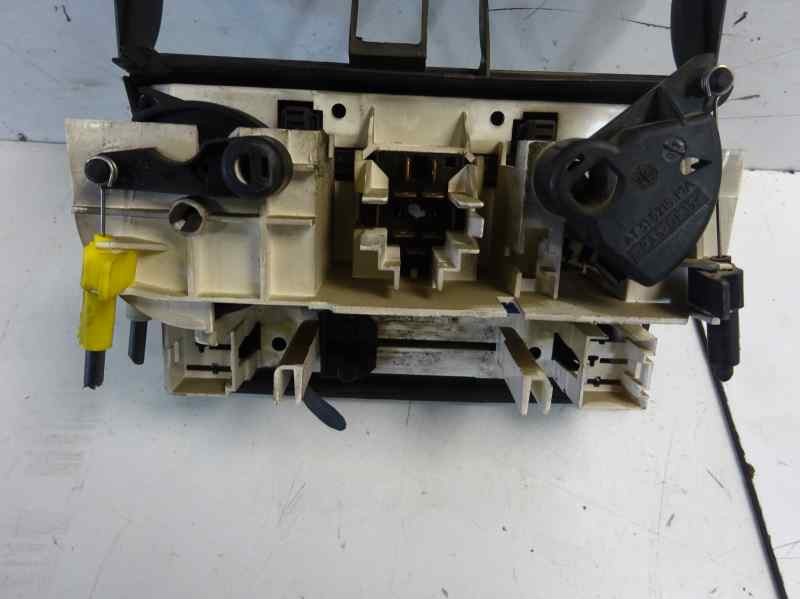 Recambio de mando calefaccion / aire acondicionado para opel combo (corsa b) cargo referencia OEM IAM 90386823  