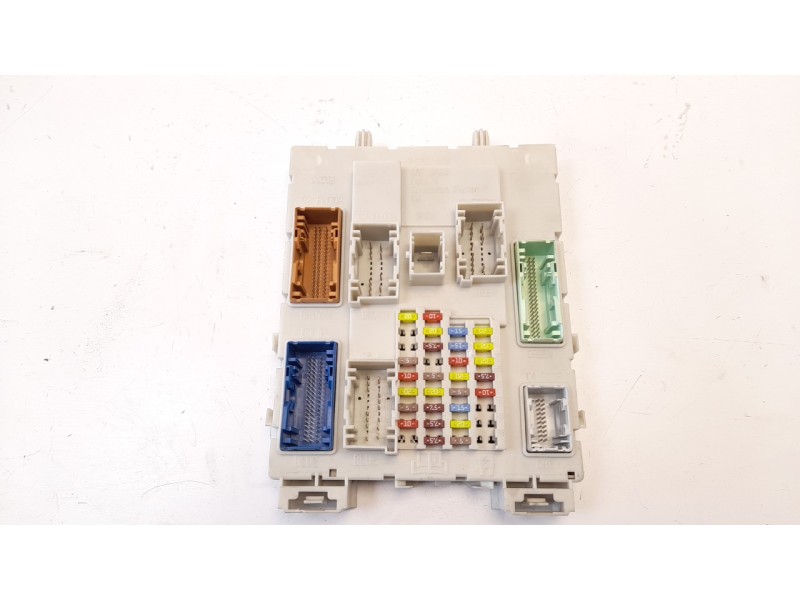 Recambio de caja reles / fusibles para ford focus lim. business referencia OEM IAM GV6T14A073DH  