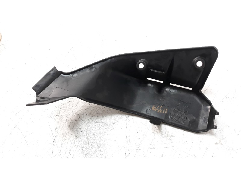 Recambio de moldura para ducati scrambler referencia OEM IAM 48212261A  