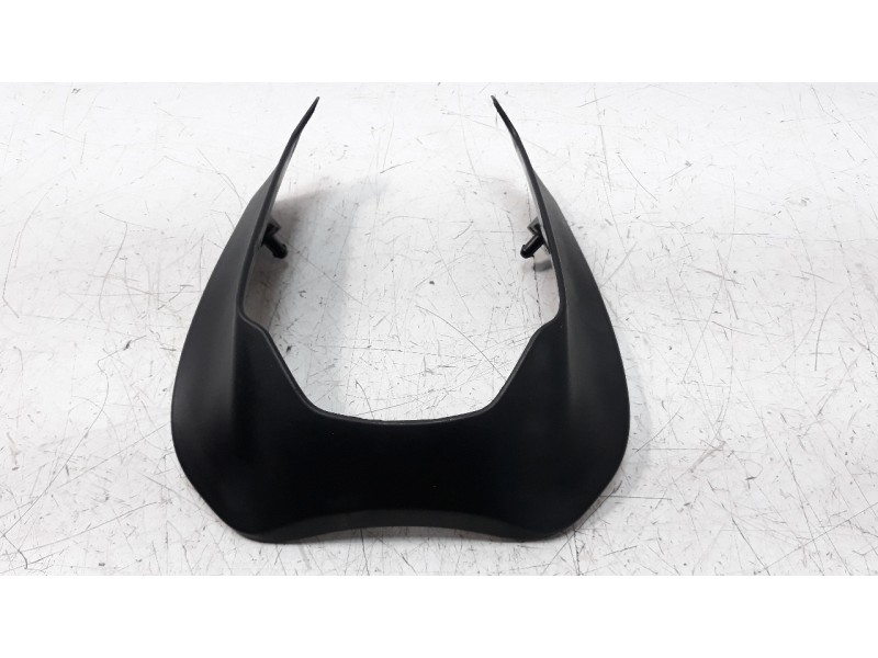 Recambio de moldura para ducati scrambler referencia OEM IAM 48016671B  