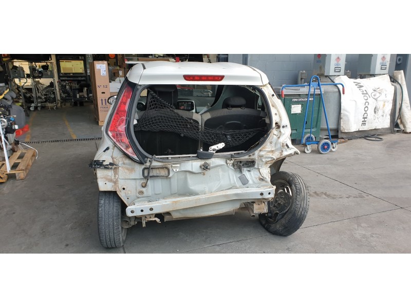 toyota aygo del año 2015